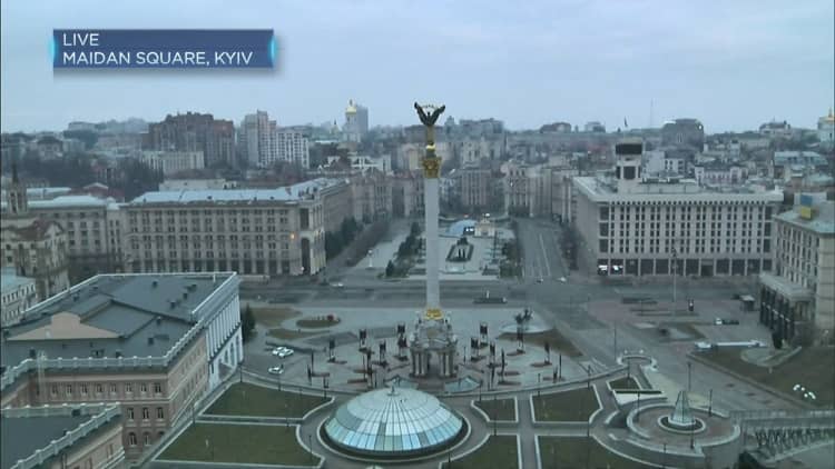Air raid sirens sound in Ukraine capital Kyiv for the second day