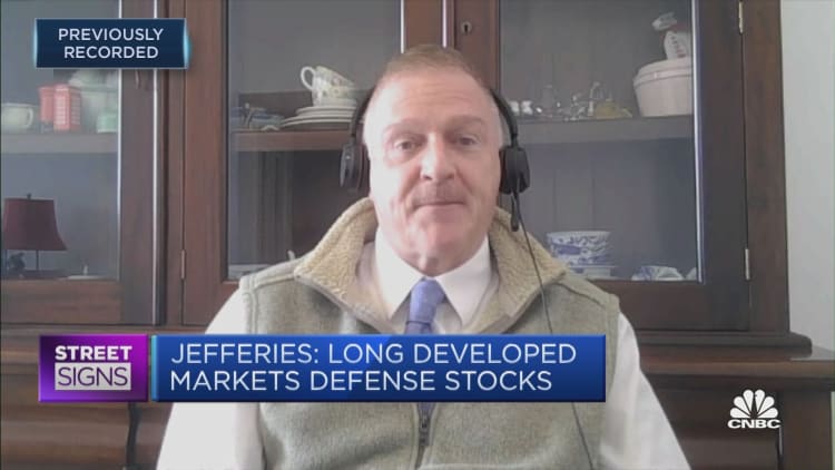 Jefferies' Sean Darby outlines his top three strategies to mitigate an expected slowdown