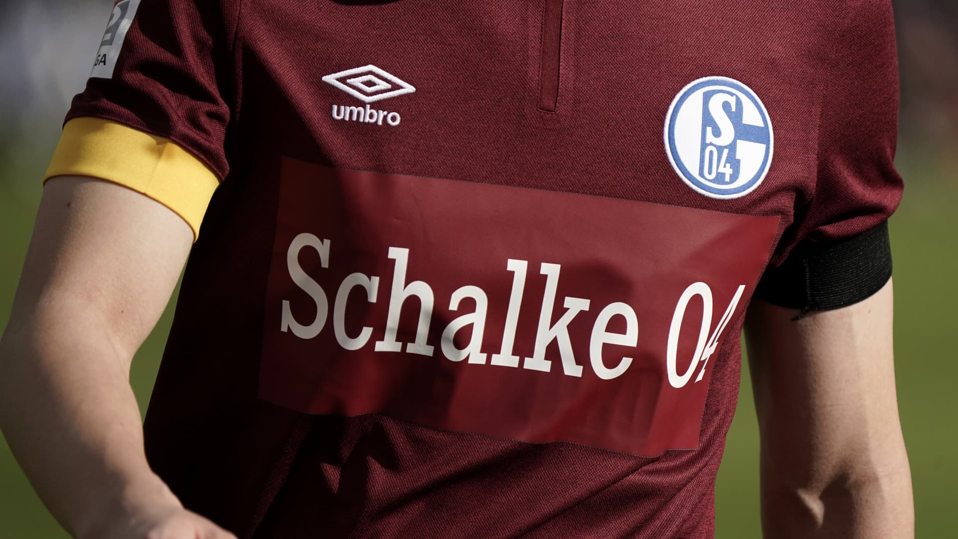 Schalke has decided to remove the logo of its main sponsor, Gazprom, from its jerseys. Instead the lettering 'Schalke 04' will appear on the players' chests.