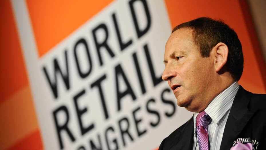 John Demsey, president of Estee Lauder Cos., speaks at the World Retail Congress in Barcelona, Spain, on Friday, May 8, 2009.