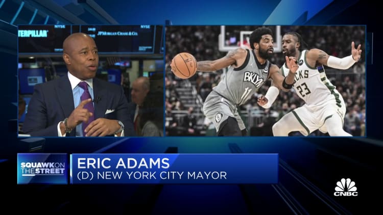 'I want Kyrie on the court,' says NYC Mayor Eric Adams of Nets star