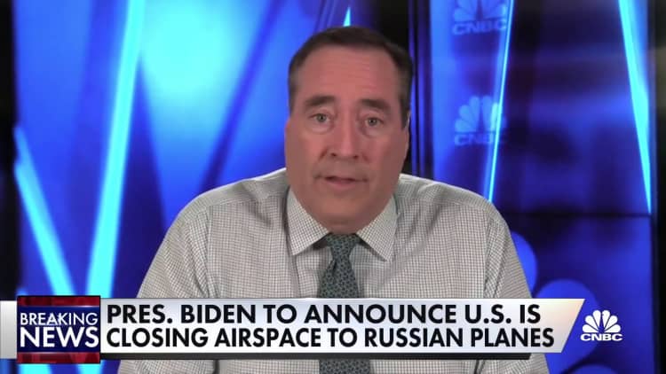 President Biden to announce U.S. is closing airspace to Russian planes