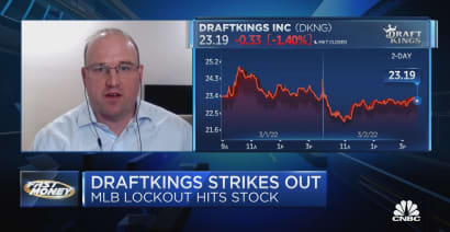 Sports betting strike out: DraftKings drops as MLB lockout escalates