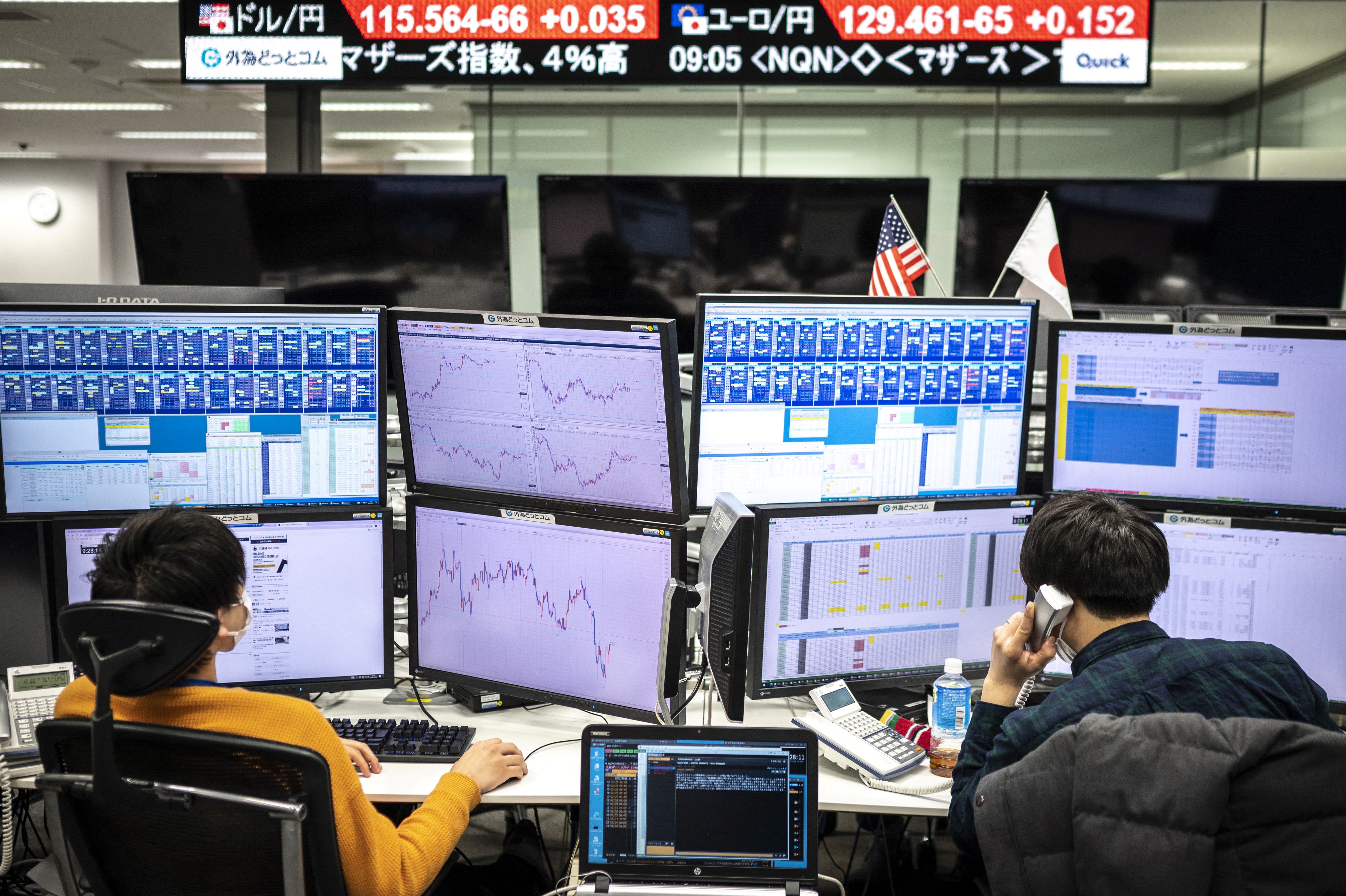Japan’s Nikkei drops more than 3% as Asia-Pacific stocks slip; oil prices surge on Russia-Ukraine conflict