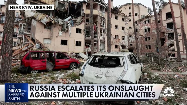 Russia captures first major Ukrainian city
