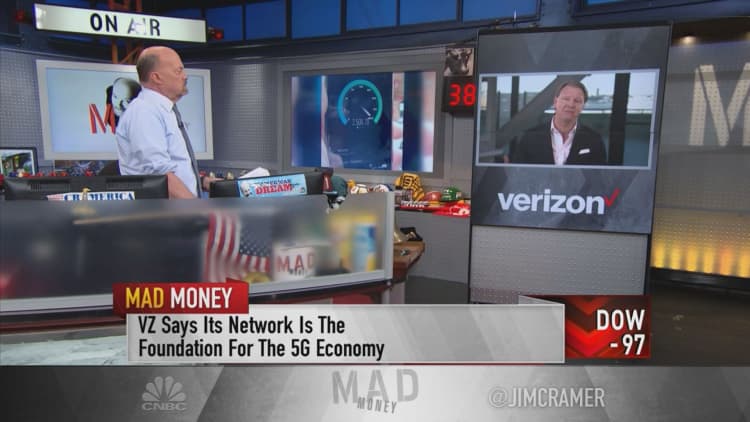 Watch Jim Cramer's full interview with Verizon CEO Hans Vestberg
