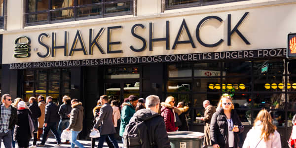 Here’s why Shake Shack’s recent deal with Engaged Capital may have fallen short for shareholders