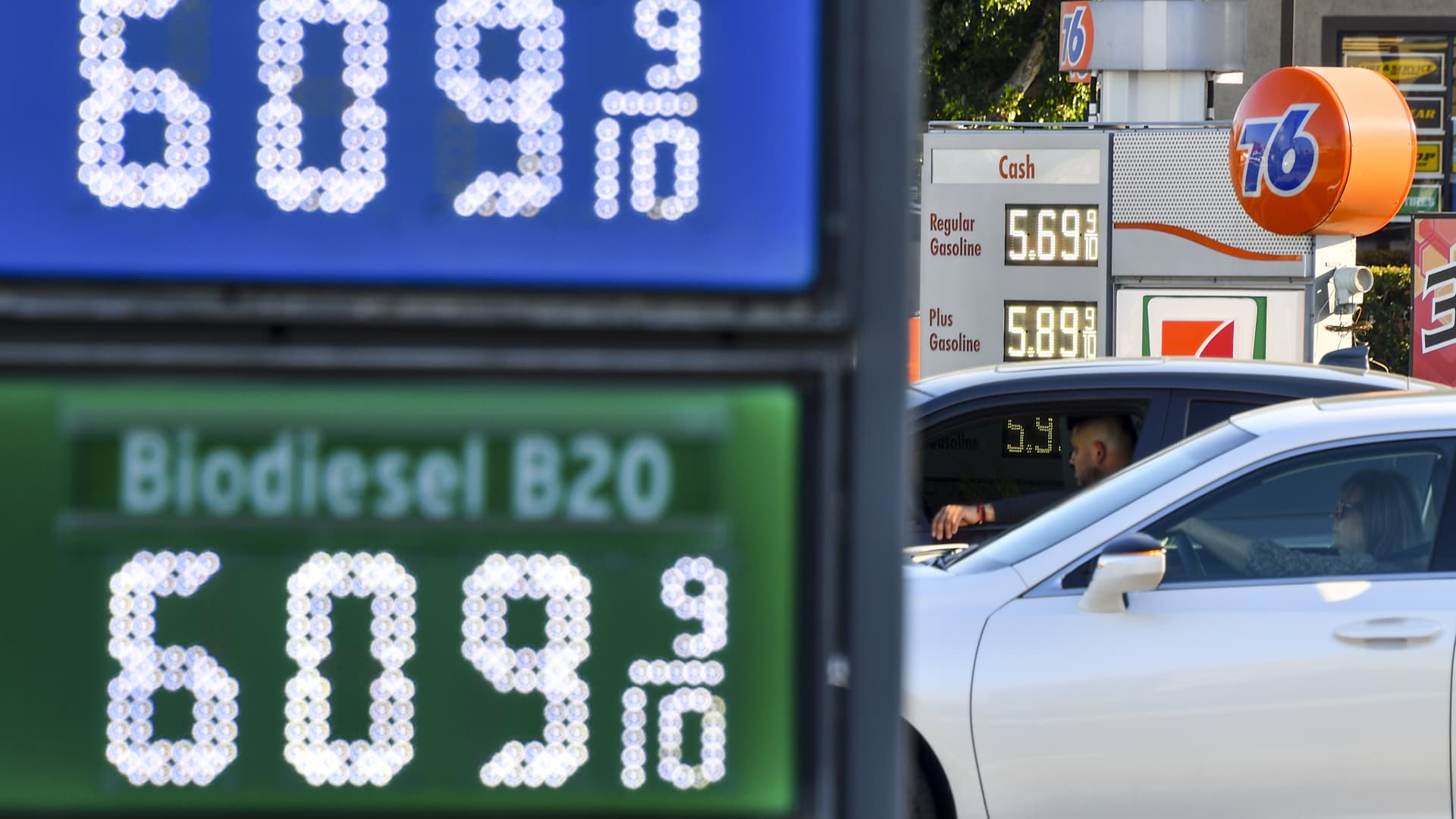 California’s gas average tops $6 per gallon as prices across the U.S. surge