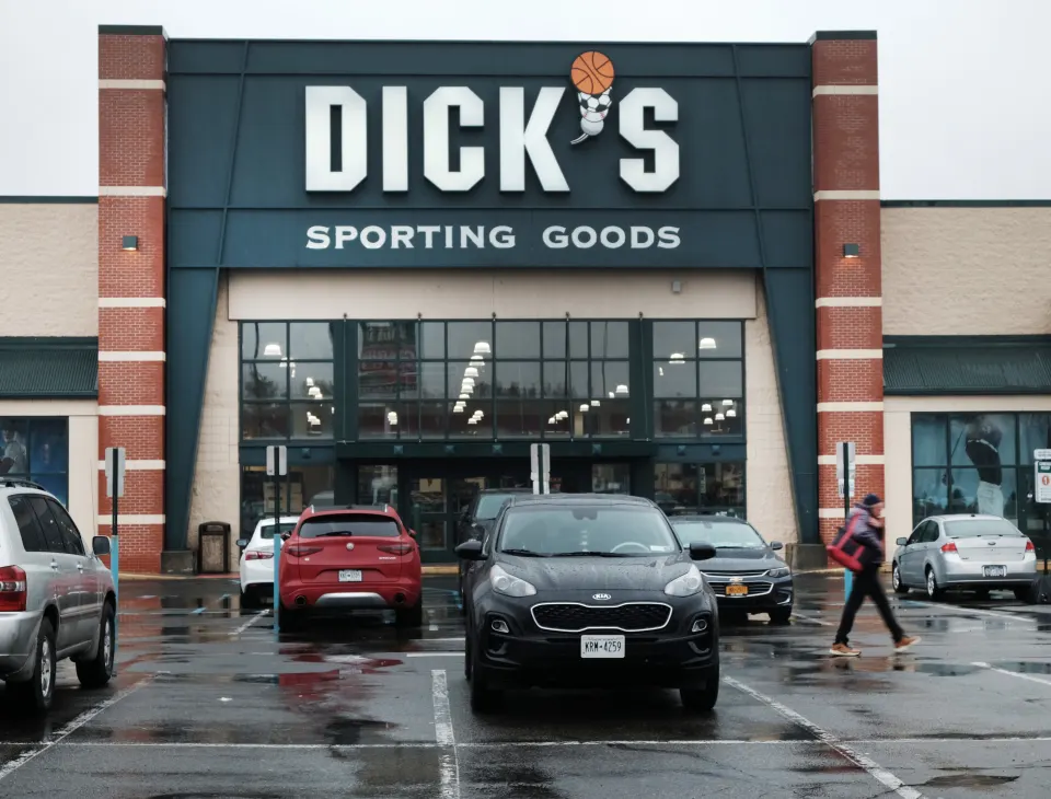 Dick's Sporting Goods shares sink after retailer cuts outlook for the year
