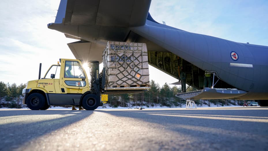 Norwegian M72 anti-tank missiles are loaded on a transport plane for delivery to Ukraine on March 3, 2022 in Oslo, Norway.