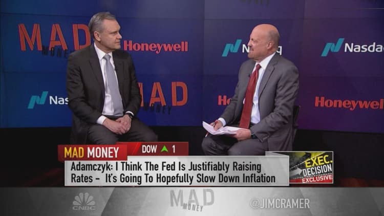 Honeywell CEO discusses halting business in Russia, upcoming Fed decision and supply chain