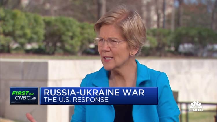 Sen. Warren: The U.S. is working together with its allies to help Ukraine