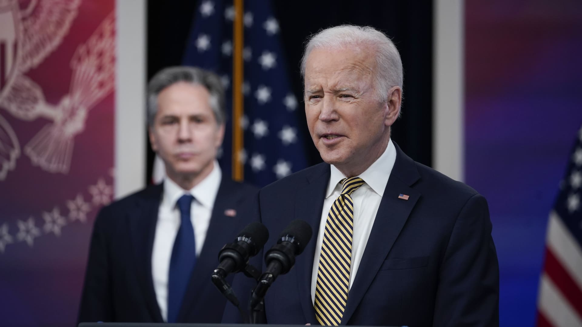 Biden details new aid to Ukraine, promises “more in the days and weeks ahead” to help combat Russia invasion