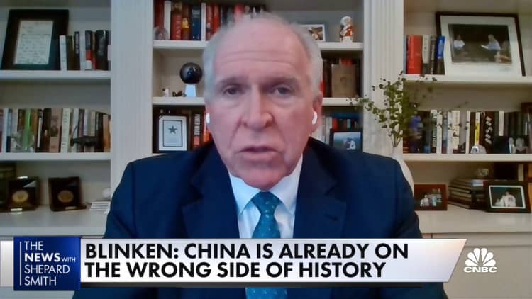 Xi took Putin at his word that this was going to be a quick invasion, says fmr. CIA director