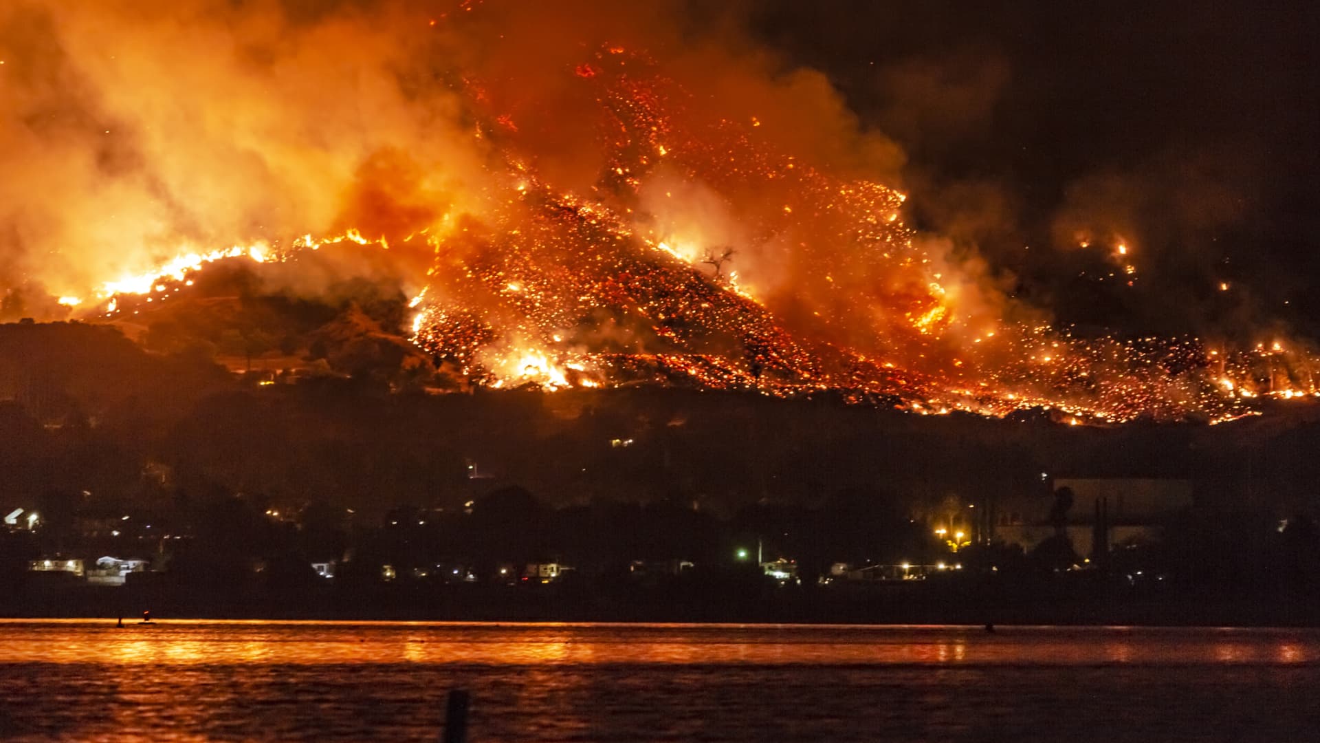 The Holy Fire at Lake Elsinore, California, on Aug. 9, 2018.