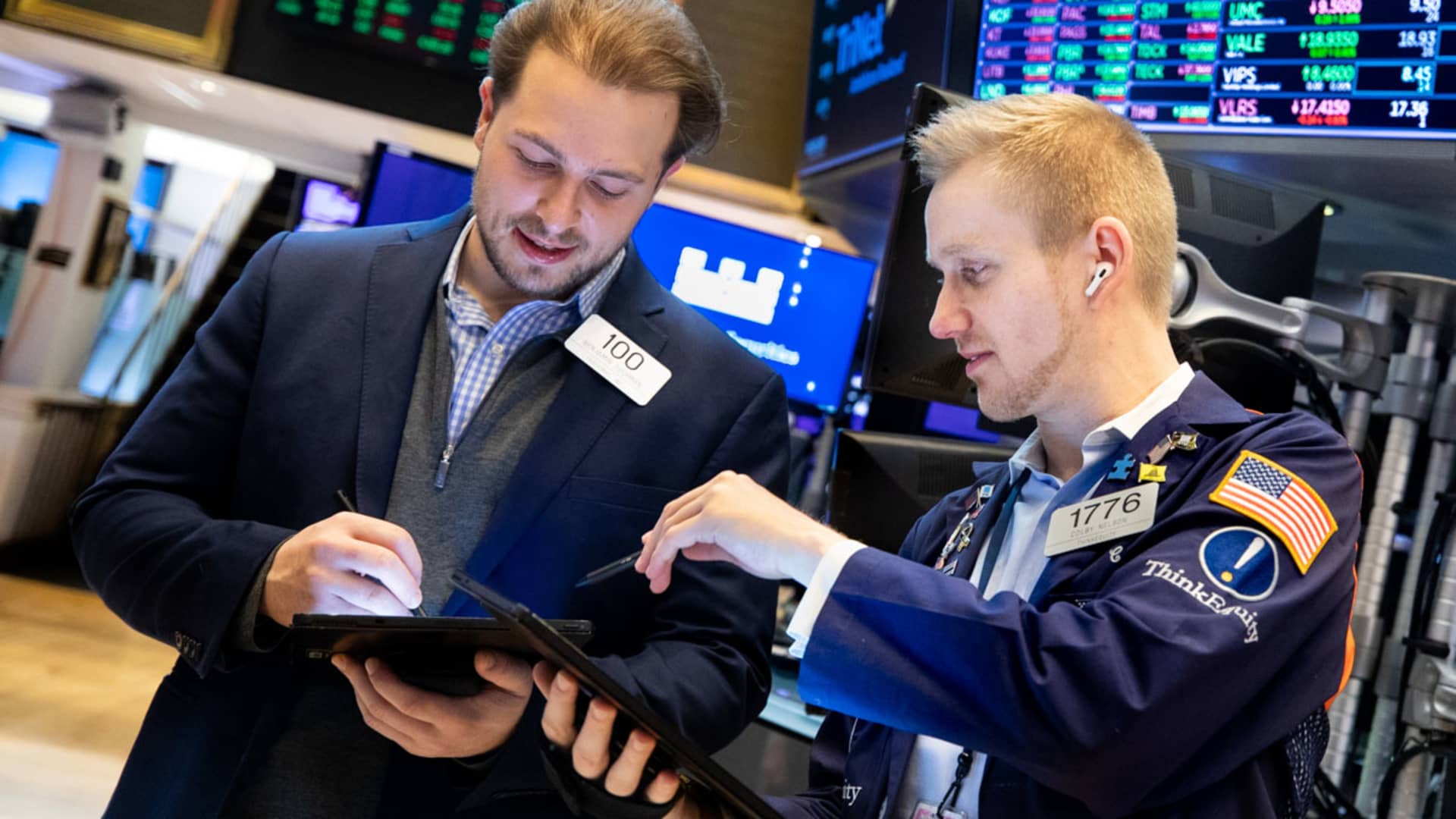 Treasury prices climb following stock market sell-off – World news