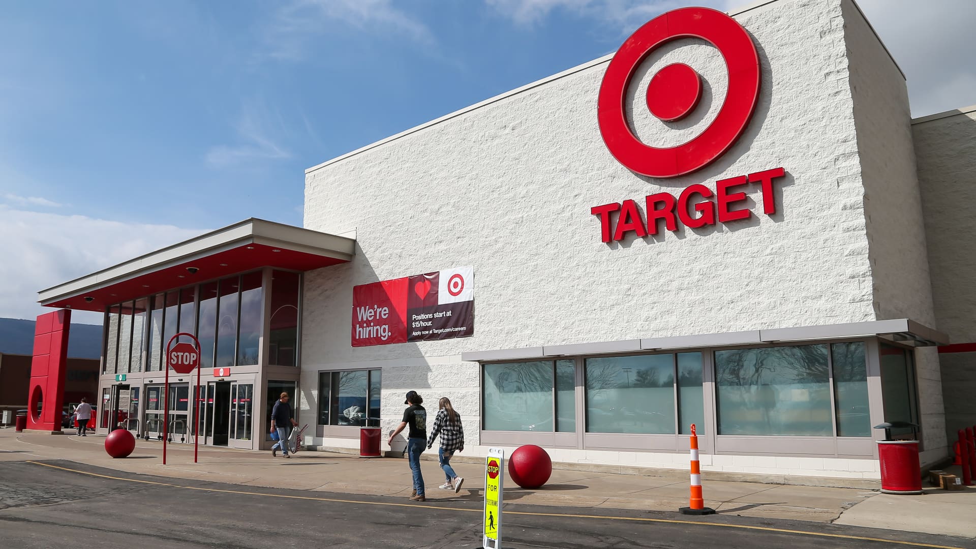 Target Warns Of Squeezed Profits From Aggressive Inventory Plan
