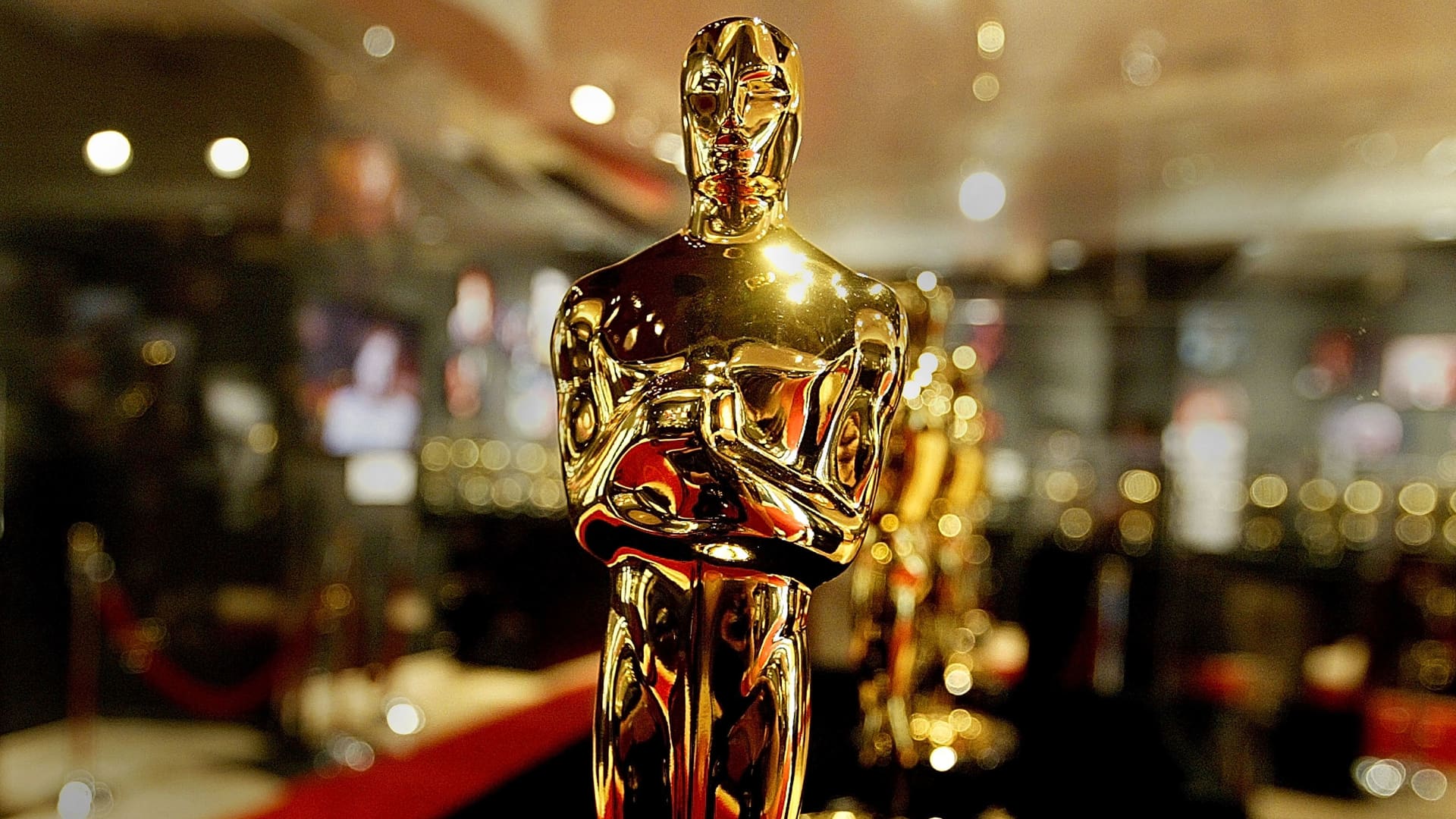 Oscar nominees will receive gift bags worth nearly $140,000—but they could come with a hefty tax bill