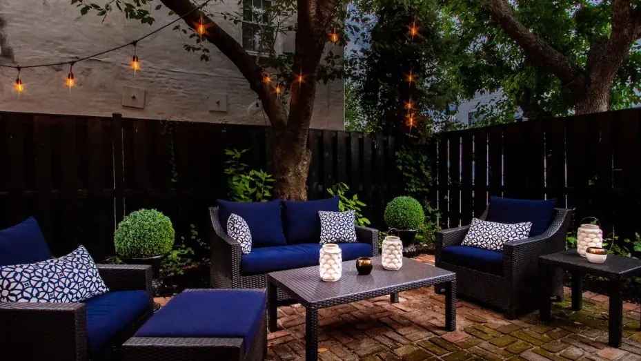 The outdoor patio space at Liberty House in Alexandria, Virginia.