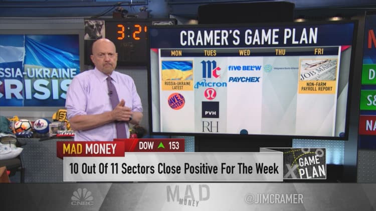 Cramer's week ahead: Tight March labor report could lead Fed to a 50-basis point rate hike