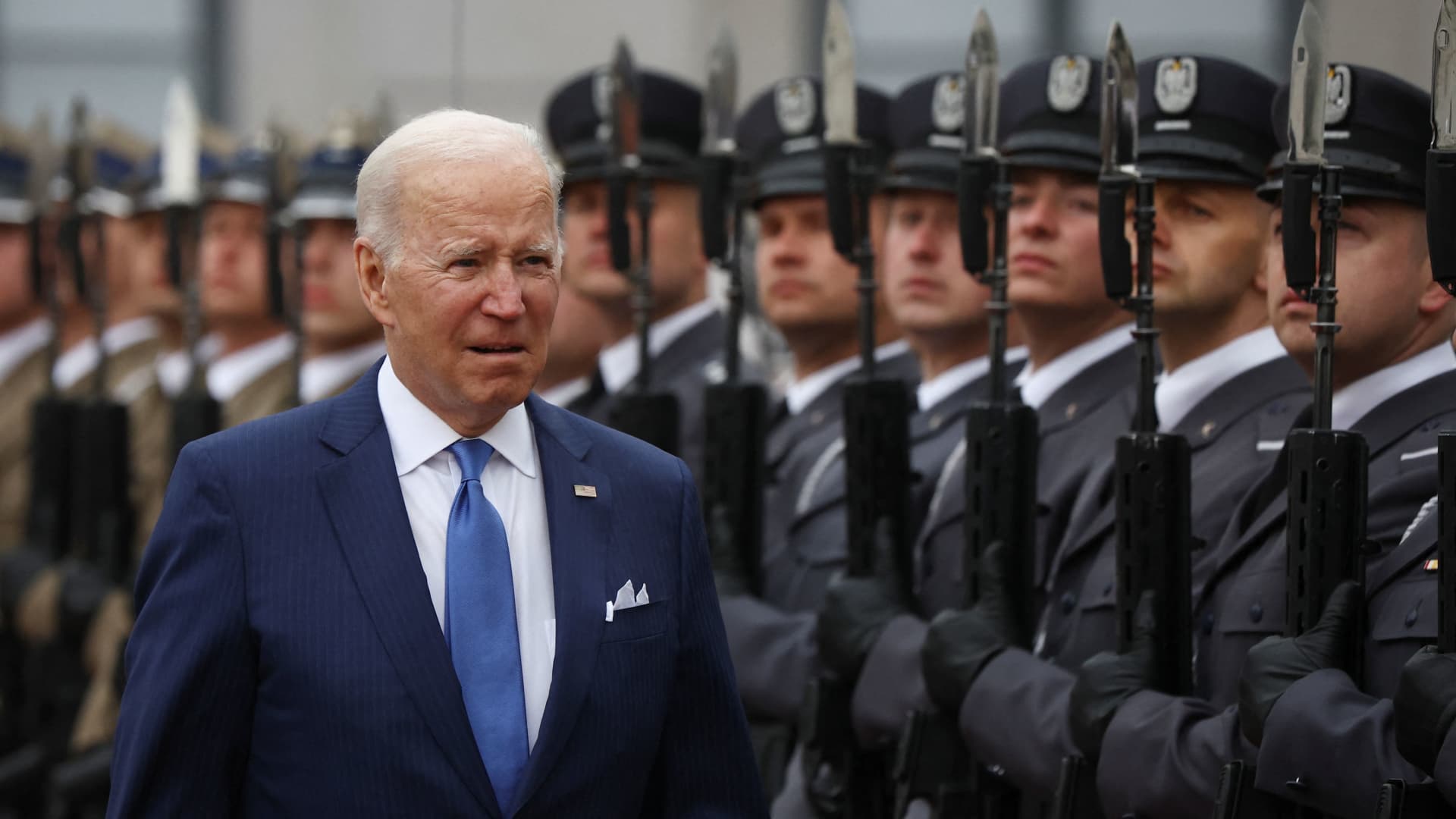 U.S. President Joe Biden reviews the Guard of Honor ahead of his meeting with Polish President Andrzej Duda, as the Russian invasion of Ukraine continues, outside the Presidential Palace in Warsaw, Poland March 26, 2022. 
