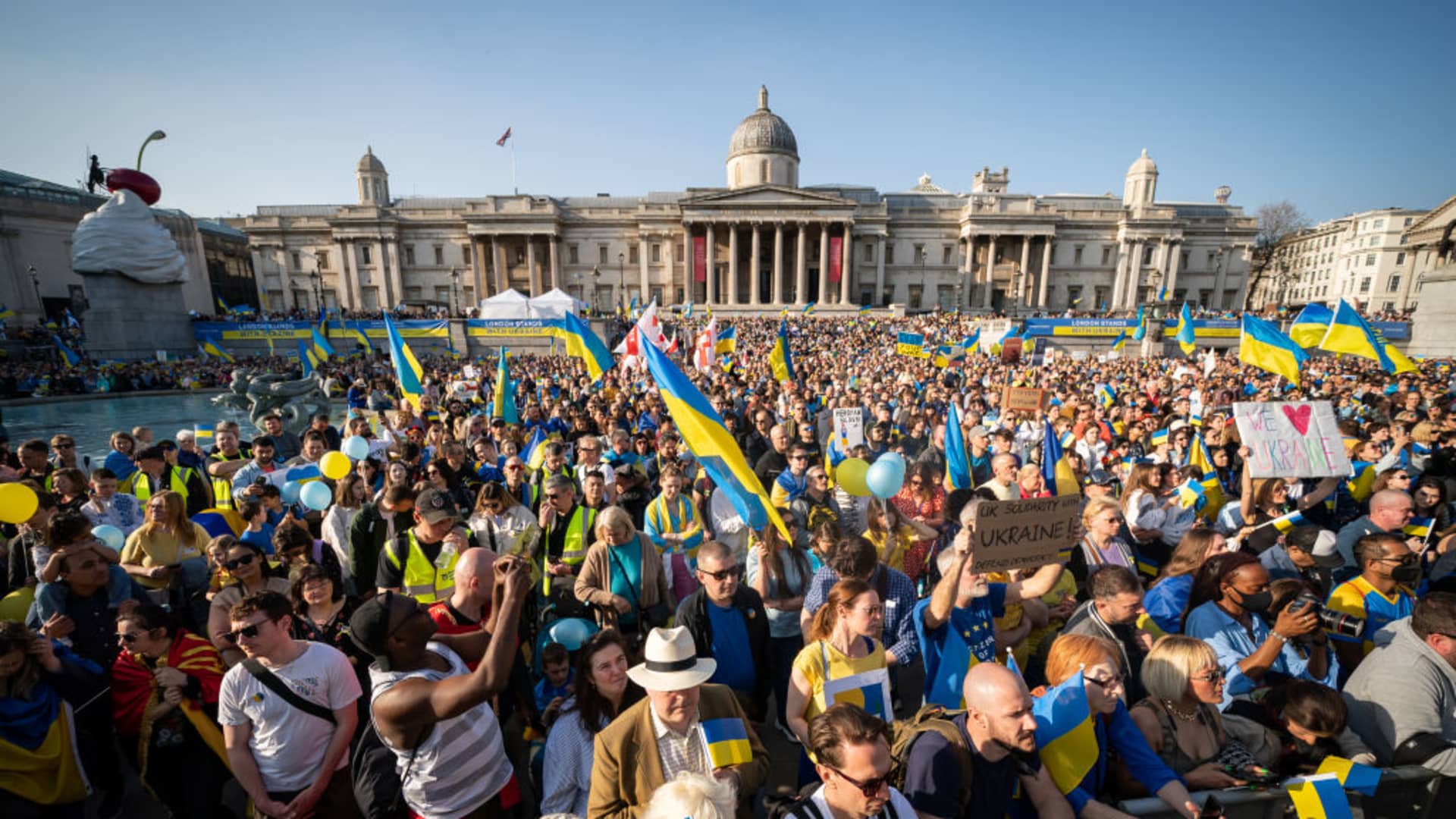 People take part in a solidarity march in London for Ukraine, following the Russian invasion. Picture date: Saturday March 26, 2022. 