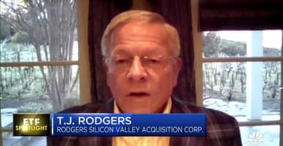 Government needs to stay away from the semiconductor industry, says T.J. Rodgers