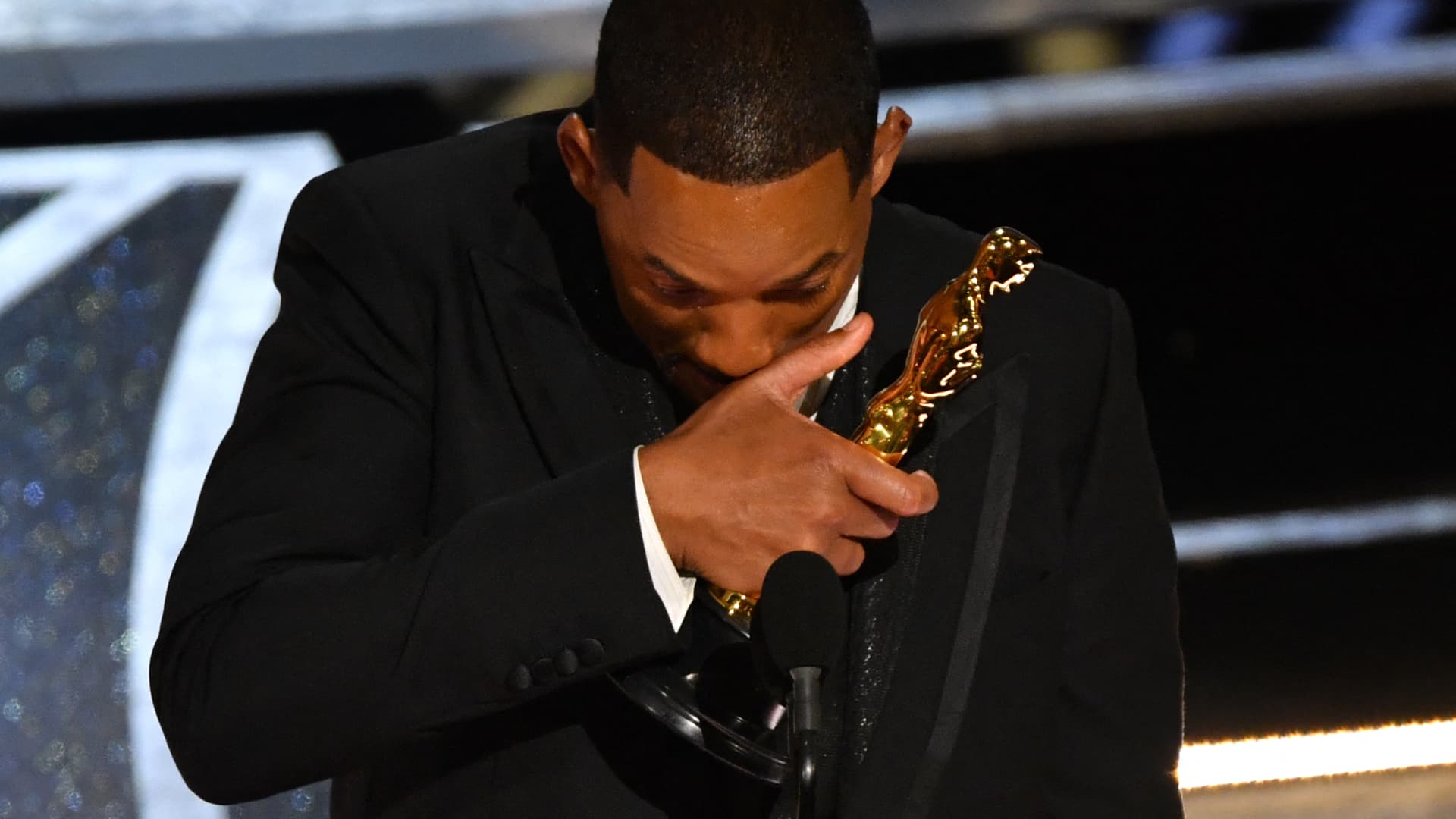 Will Smith resigns from motion picture academy over ‘inexcusable’ Chris Rock Osc..