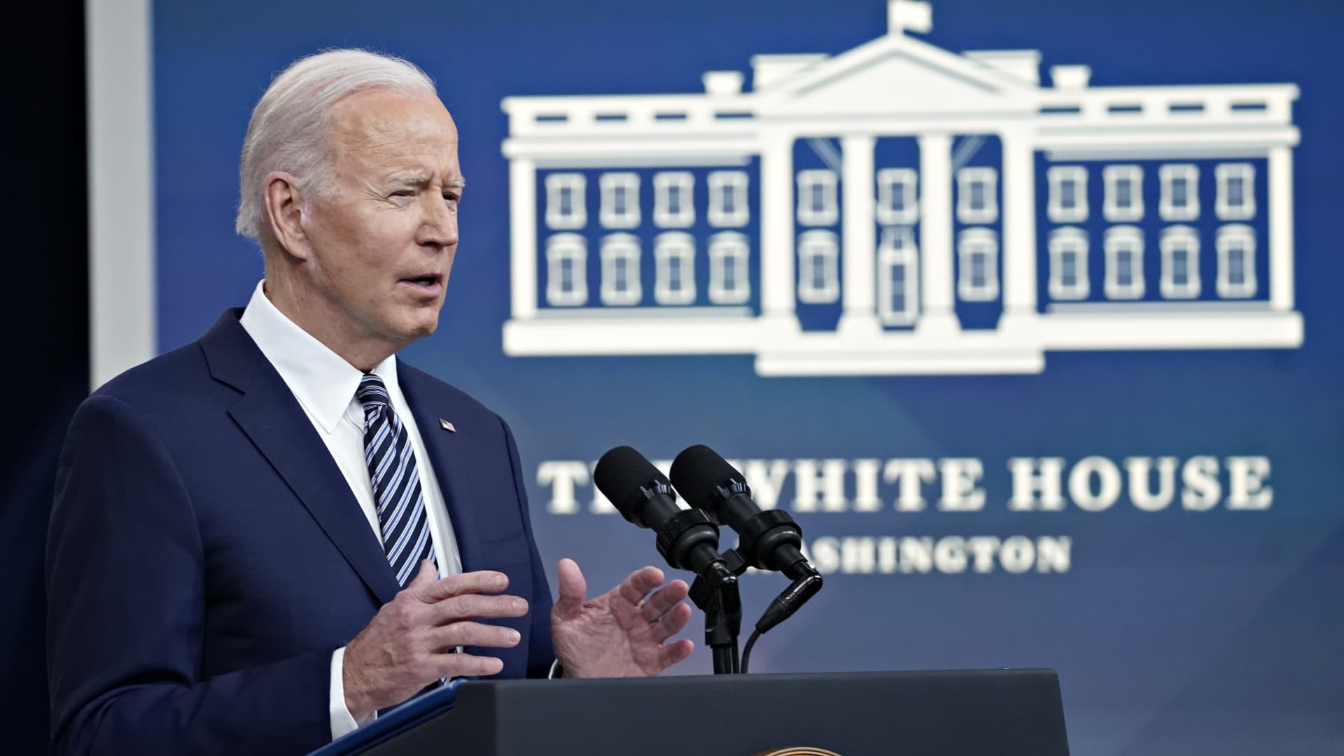 U.S. President Joe Biden speaks about reducing energy prices in the Eisenhower Executive Office Building in Washington, D.C., U.S., on Thursday, March 31, 2022.
