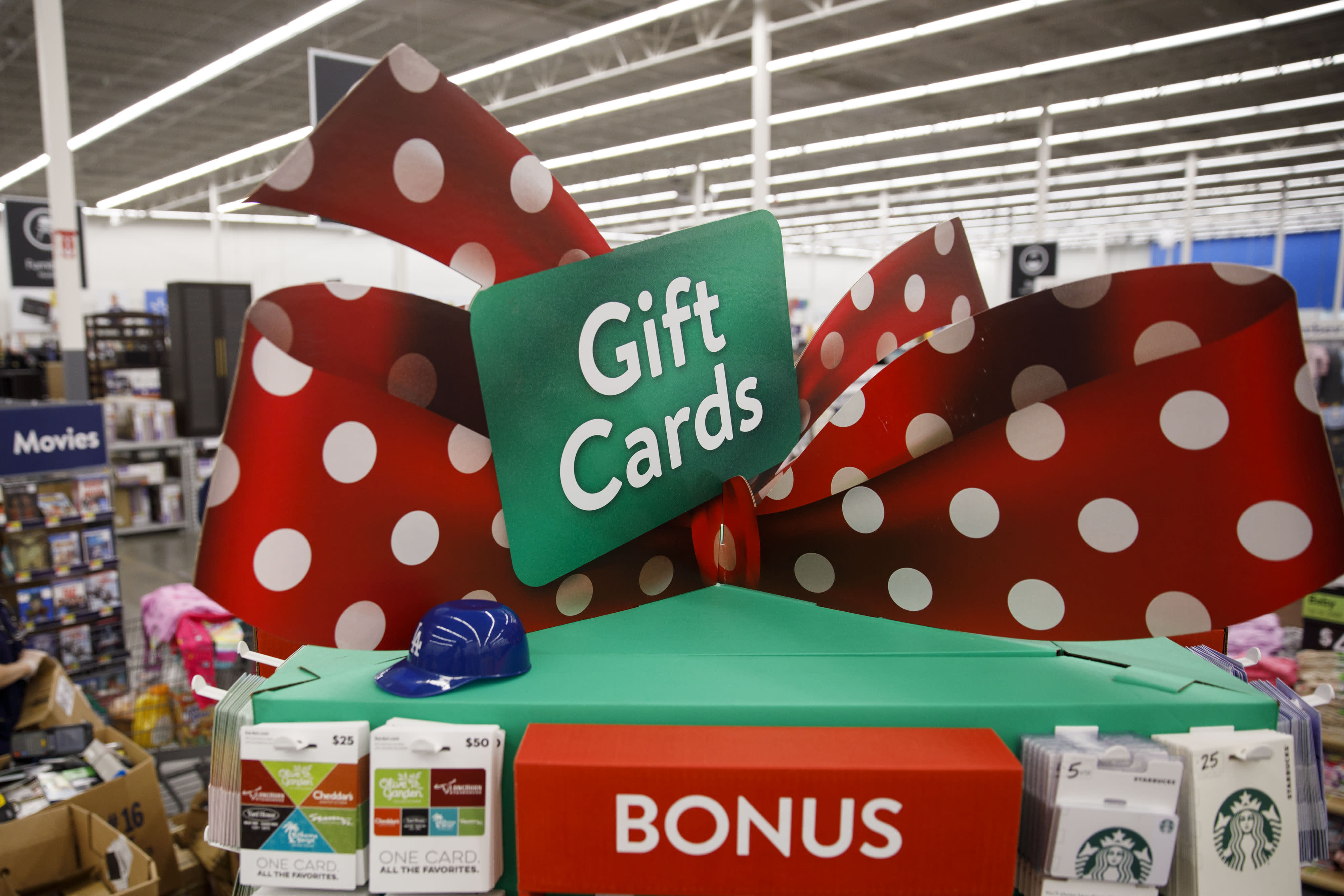 Gift card scams affecting Canadians across the country