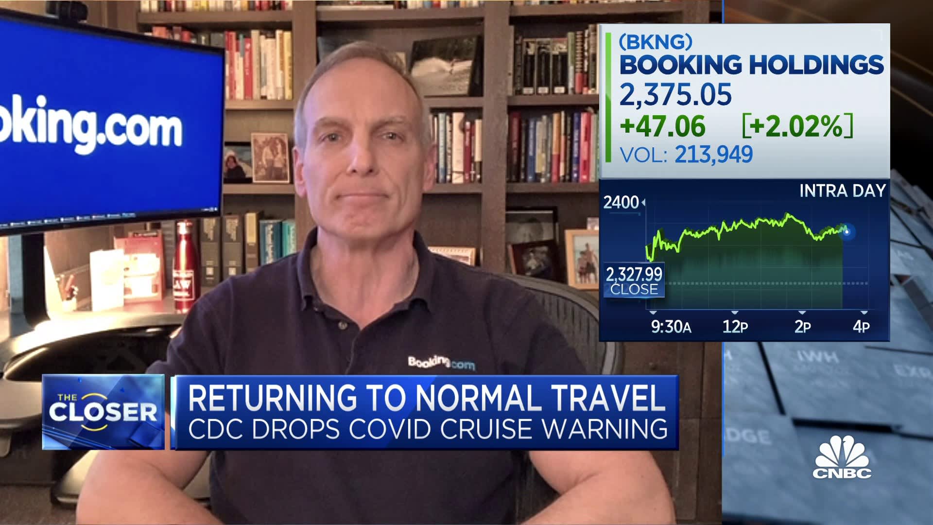 Buy your ticket now if you’re planning to take a summer trip, says Booking Holdings CEO