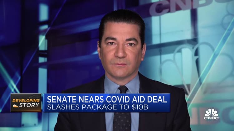 Congress should warn the market when it plans to scale down Covid funding, says Dr. Scott Gottlieb