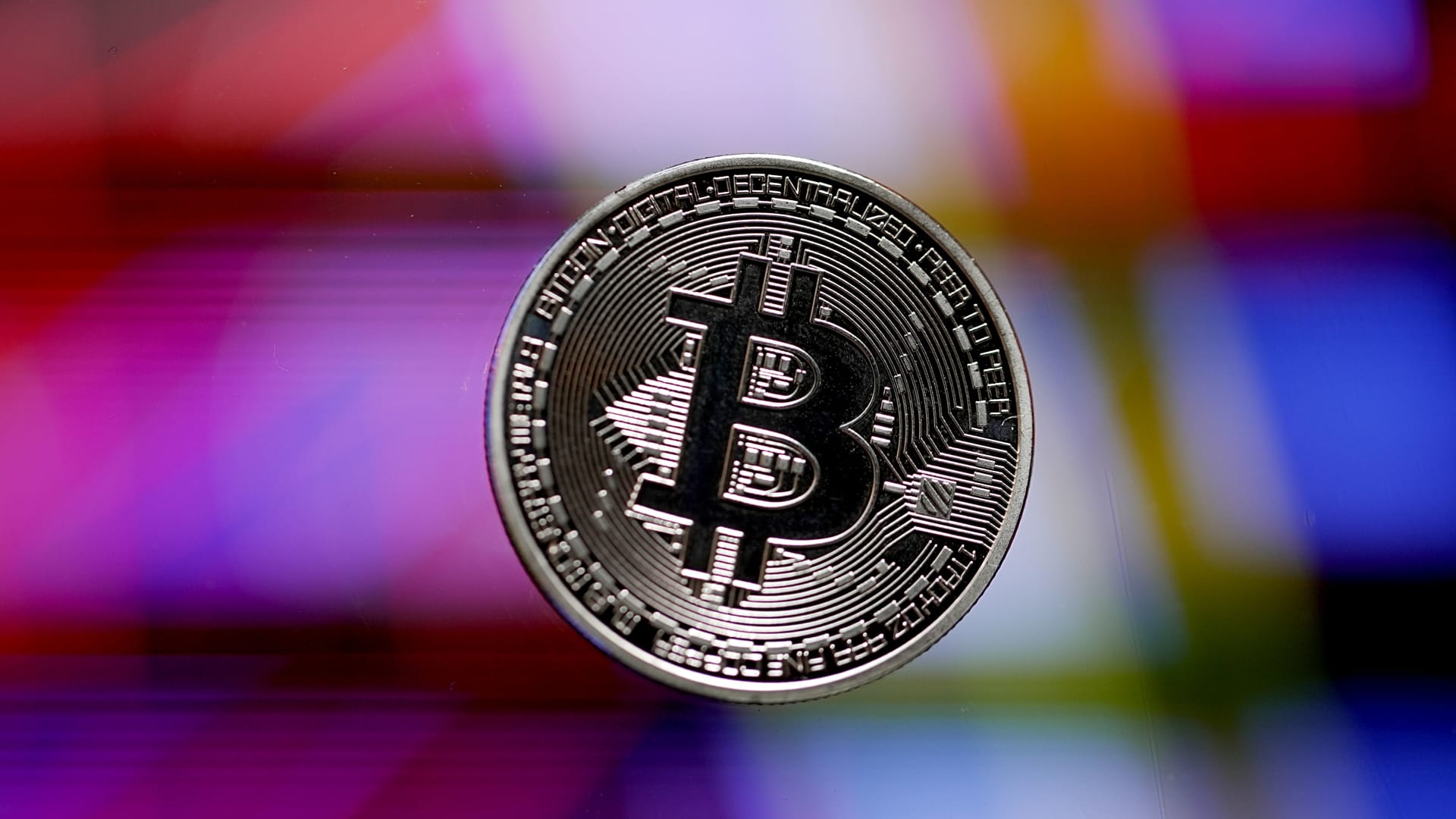 Bitcoin ermöglicht eine schnelle neue Möglichkeit, US-Dollar in die ganze Welt zu senden