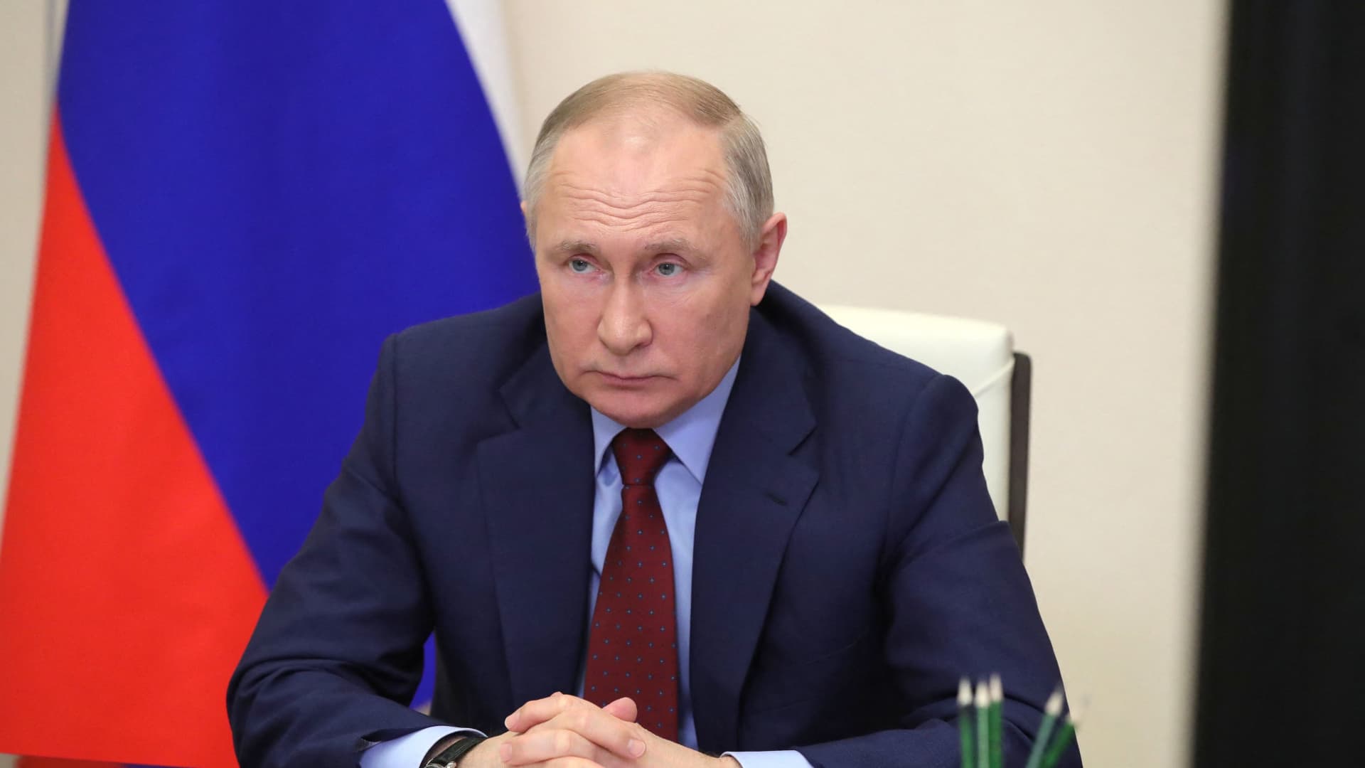Putin warns Russia cannot be isolated from the West; U.S. and UK investigate reports of chemical weapons attack – CNBC