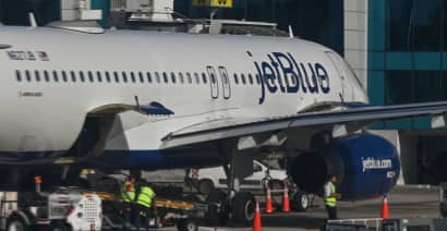 JetBlue adds new incremental perks to keep travelers reaching for elite status