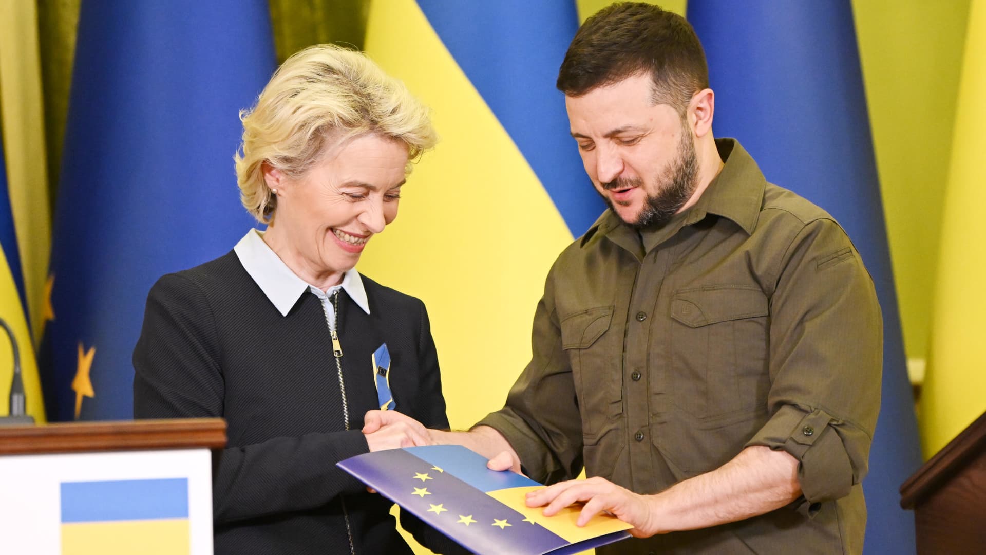 European Commission President Ursula von der Leyen meets President of Ukraine Volodymyr Zelenskyy in Kyiv, Ukraine on April 8, 2022.