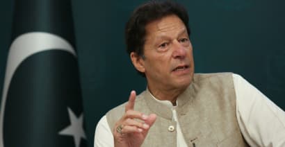 Former Pakistani Prime Minister Imran Khan arrested amid tensions with military