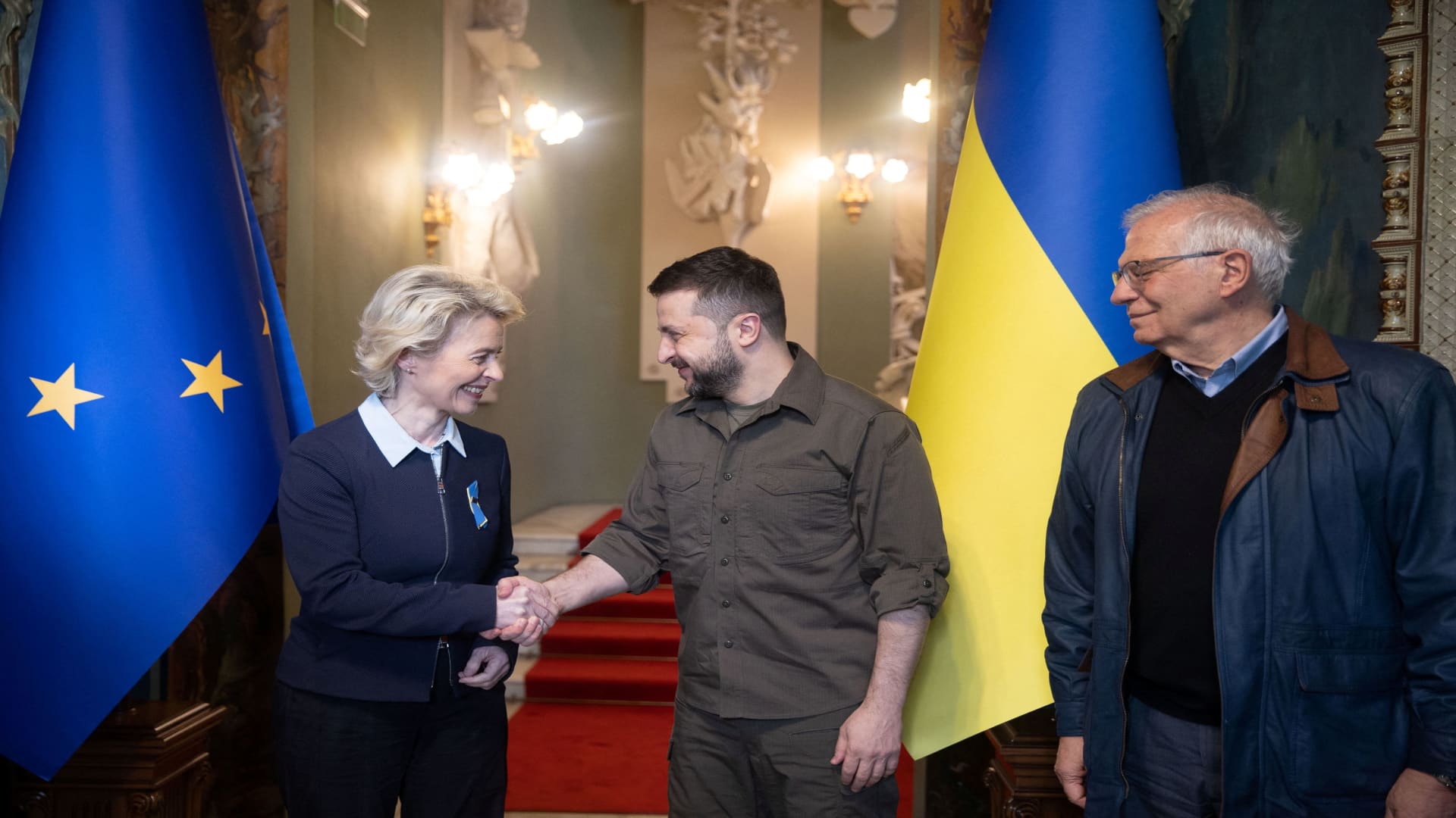 Ukraine's President Volodymyr Zelenskiy welcomes European Commission President Ursula von der Leyen and High Representative of the European Union for Foreign Affairs and Security Policy Josep Borrell, as Russia's attack on Ukraine continues, in Kyiv, Ukraine April 8, 2022. 