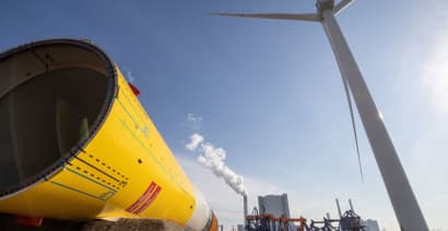 The race to roll out 'super-sized' wind turbines is on