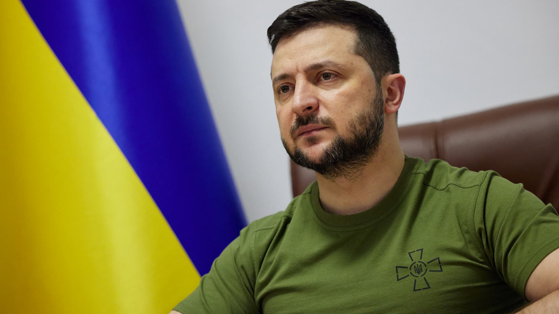 Zelenskyy says Ukraine invasion only the beginning; another apparent mass grave found near Mariupol – CNBC