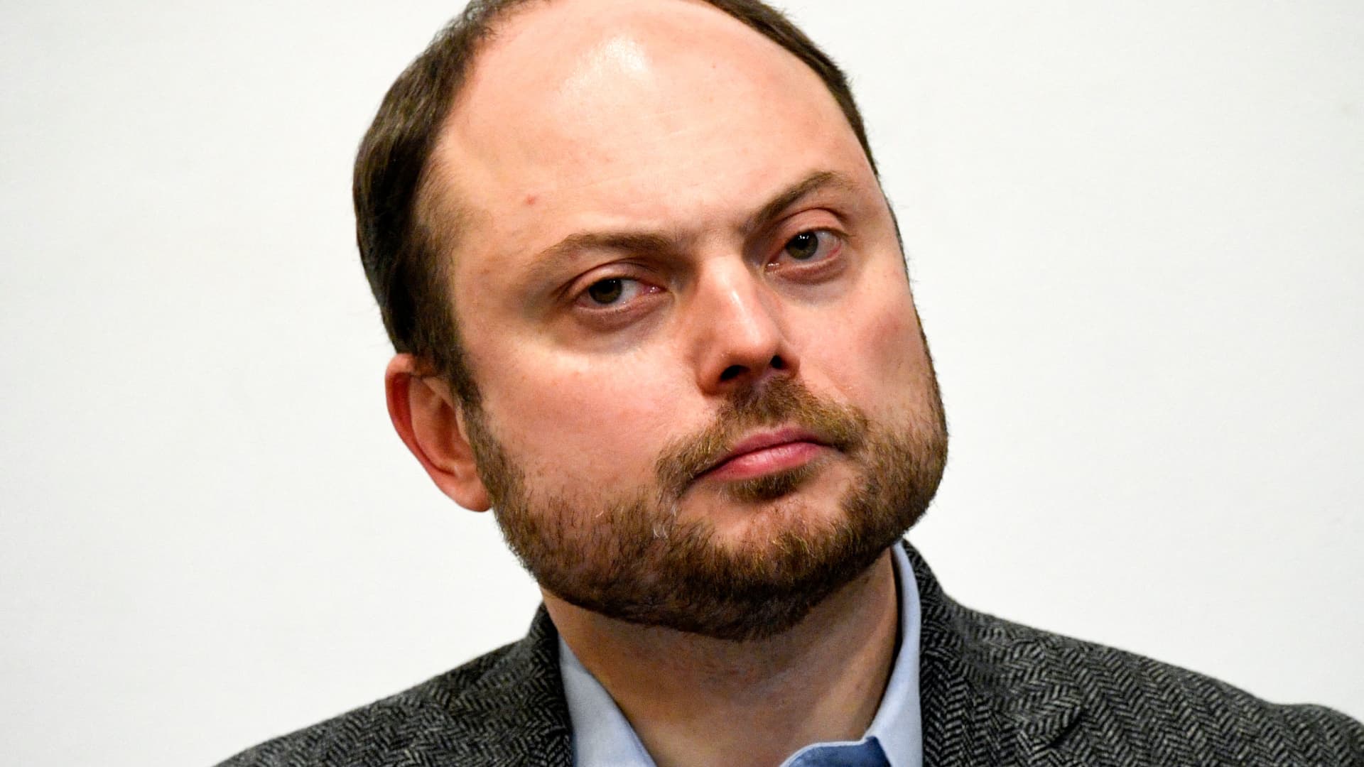 Russian journalist and activist Vladimir Kara-Murza attends a conference of Russia's leading rights group Memorial in Moscow on October 27, 2021.