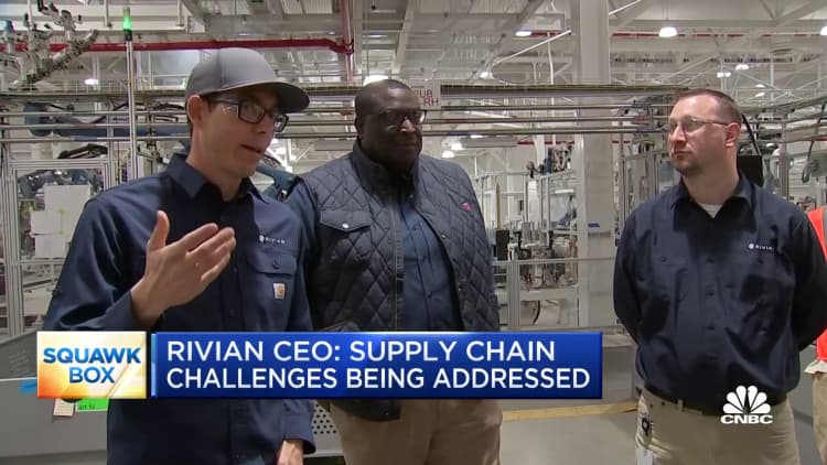 Rivian gradually increases R1S SUV production, addresses supply chain challenges