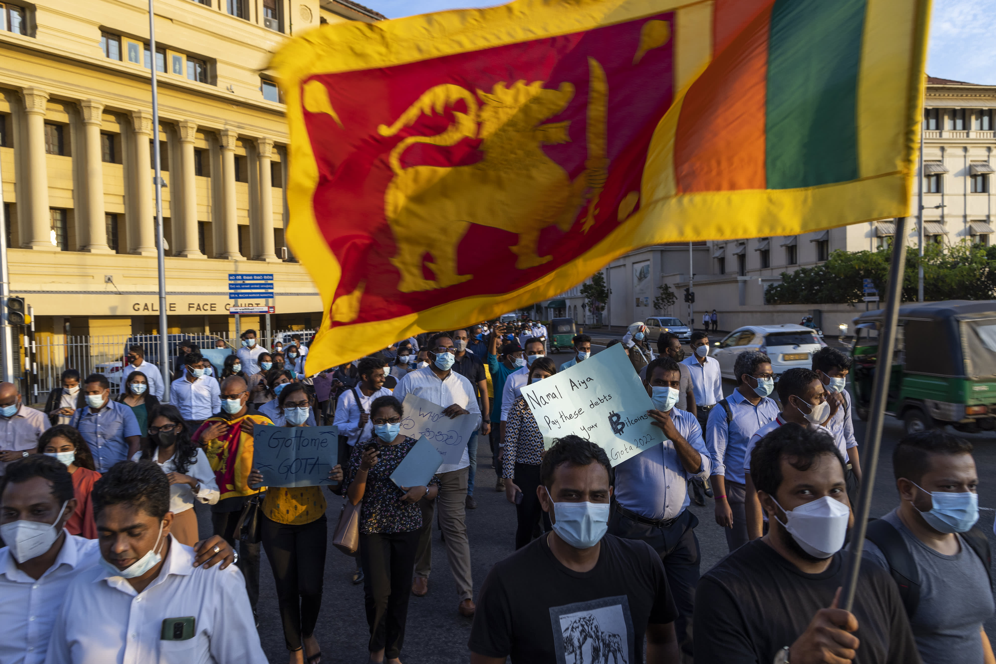 De professor zegt dat Sri Lanka institutionele veranderingen nodig heeft om de schuld op de lange termijn houdbaar te maken