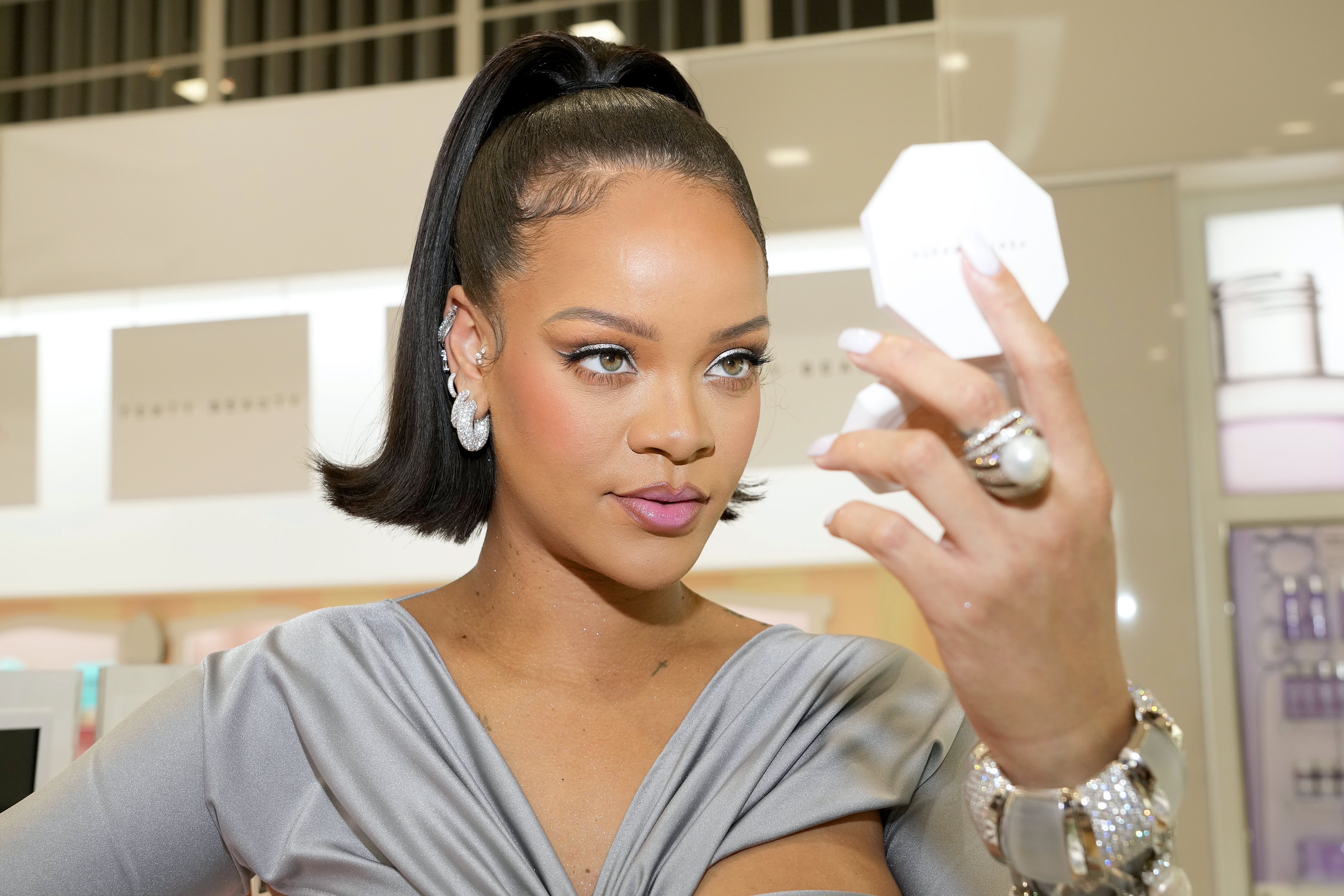 The business of being Rihanna, Gallery