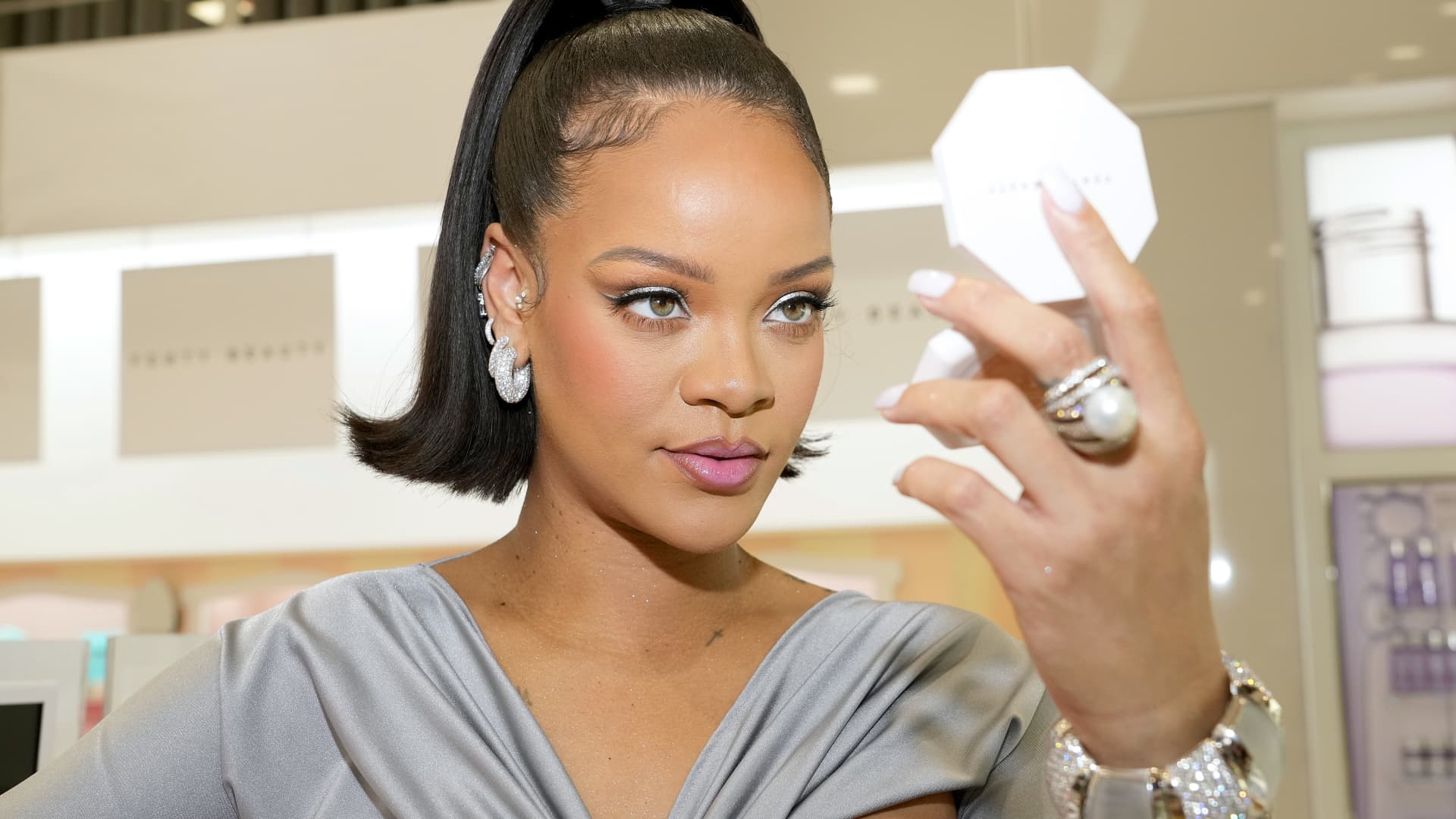 Rihanna is now America’s youngest self-made billionaire woman