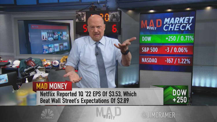 Jim Cramer says two streaming stocks stand out after the Netflix collapse