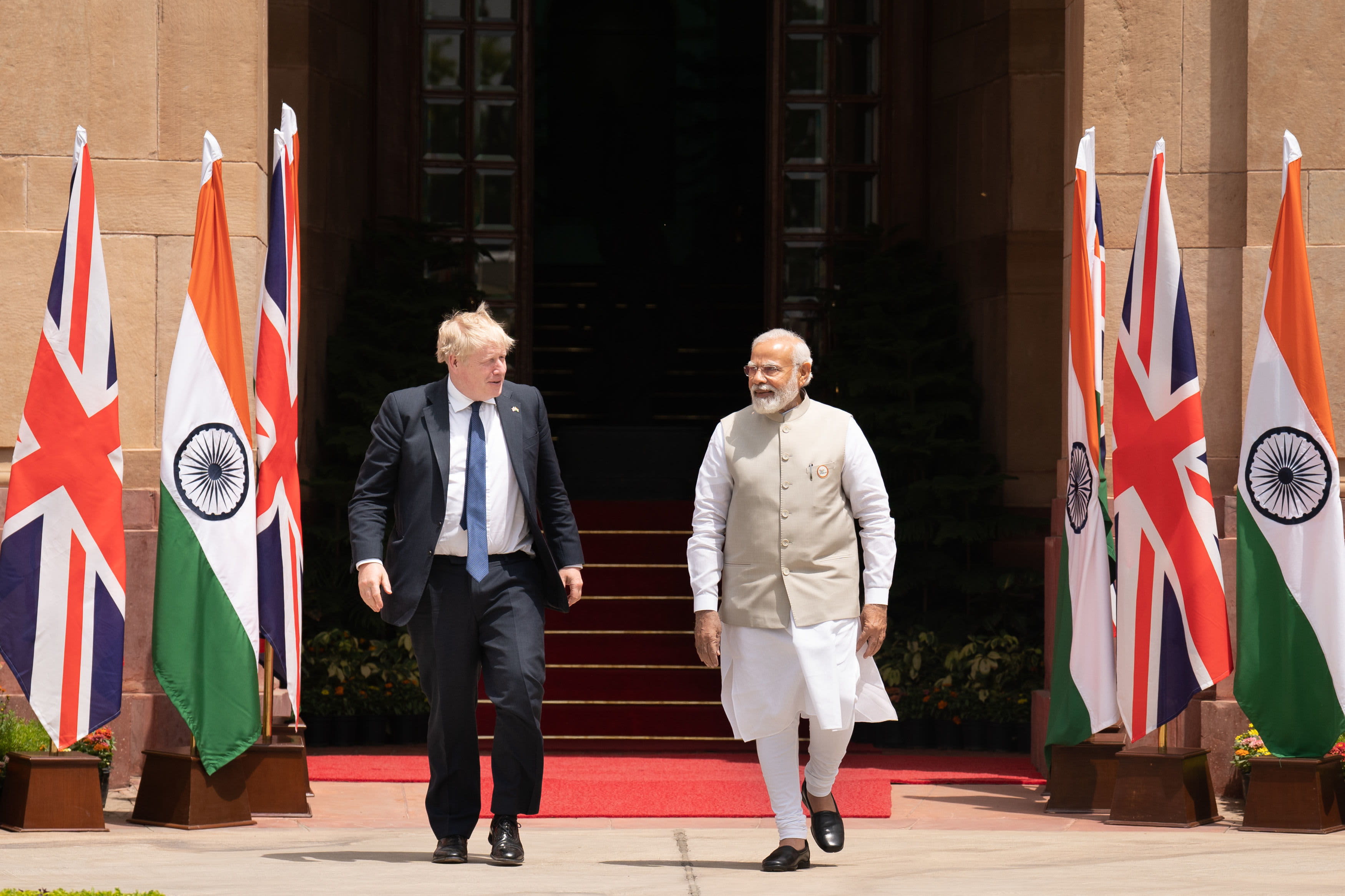 britain and india aim for free trade deal by october, says johnson