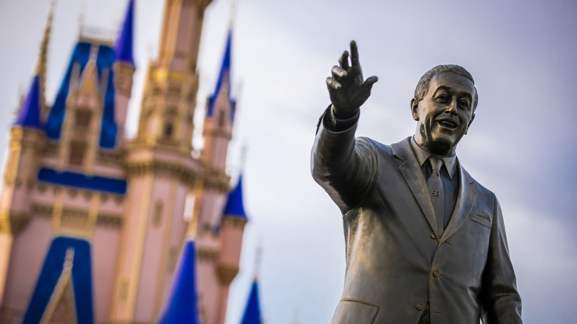 Florida Gov. DeSantis signs bill revoking Disney’s special district status