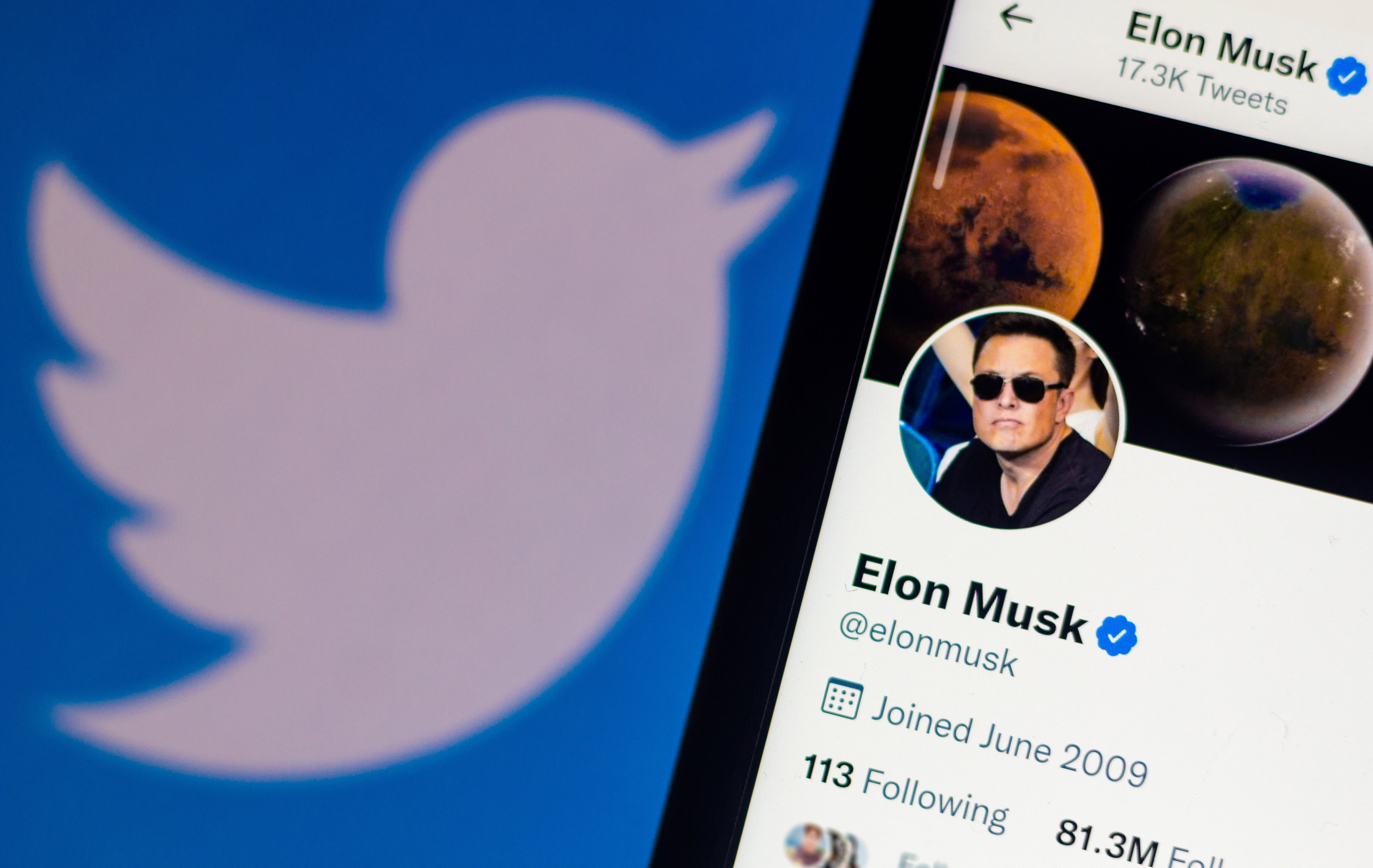 Twitter resumes trading as company announces it approved Musk's bid