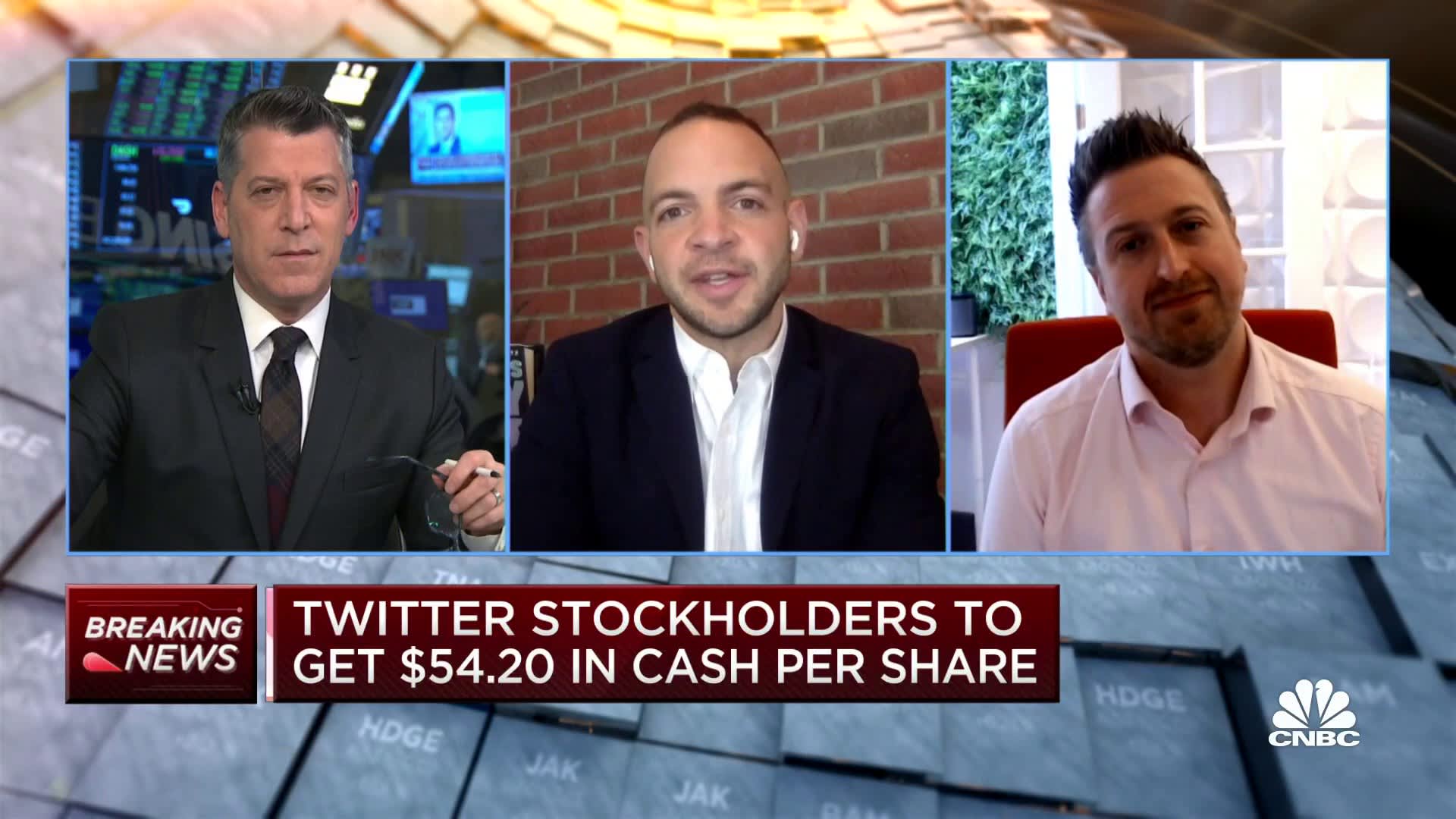 Big Technology’s Alex Kantrowitz and Platformer’s Casey Newton react to Musk’s Twitter buy?